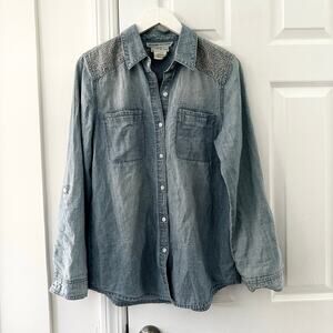 Chico's Platinum Denim Light Chambray Button Down Embroidered Lace Shoulders 1